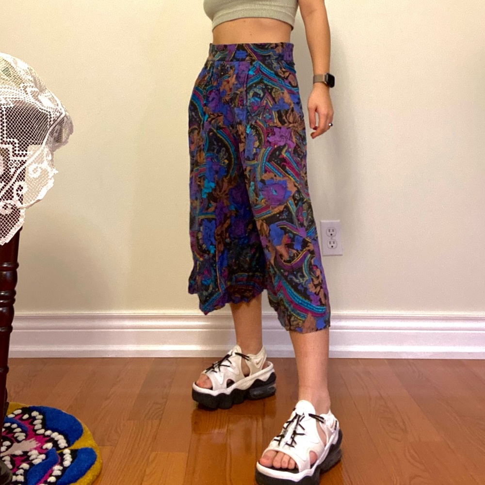 Vintage flowy crop pants